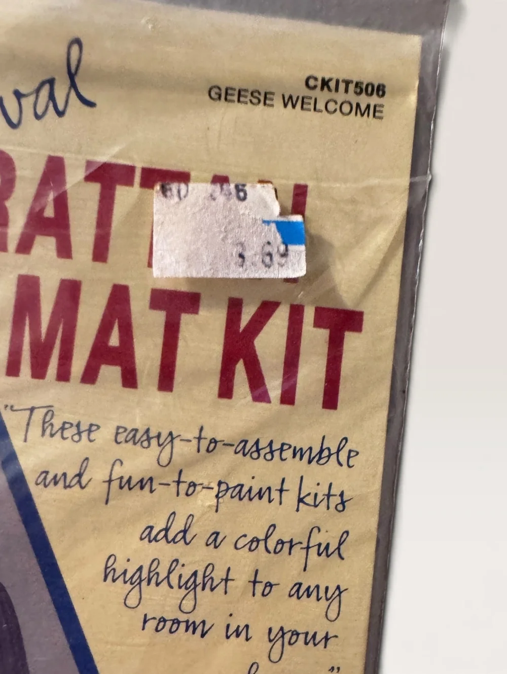 Vintage Oval Rattan Mat Kit with Goose Welcome Design